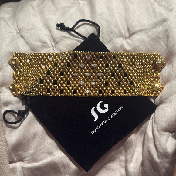 Sergio Gutierez Accessories - NWT Sergio Gutierrez Snap Gold Cuff